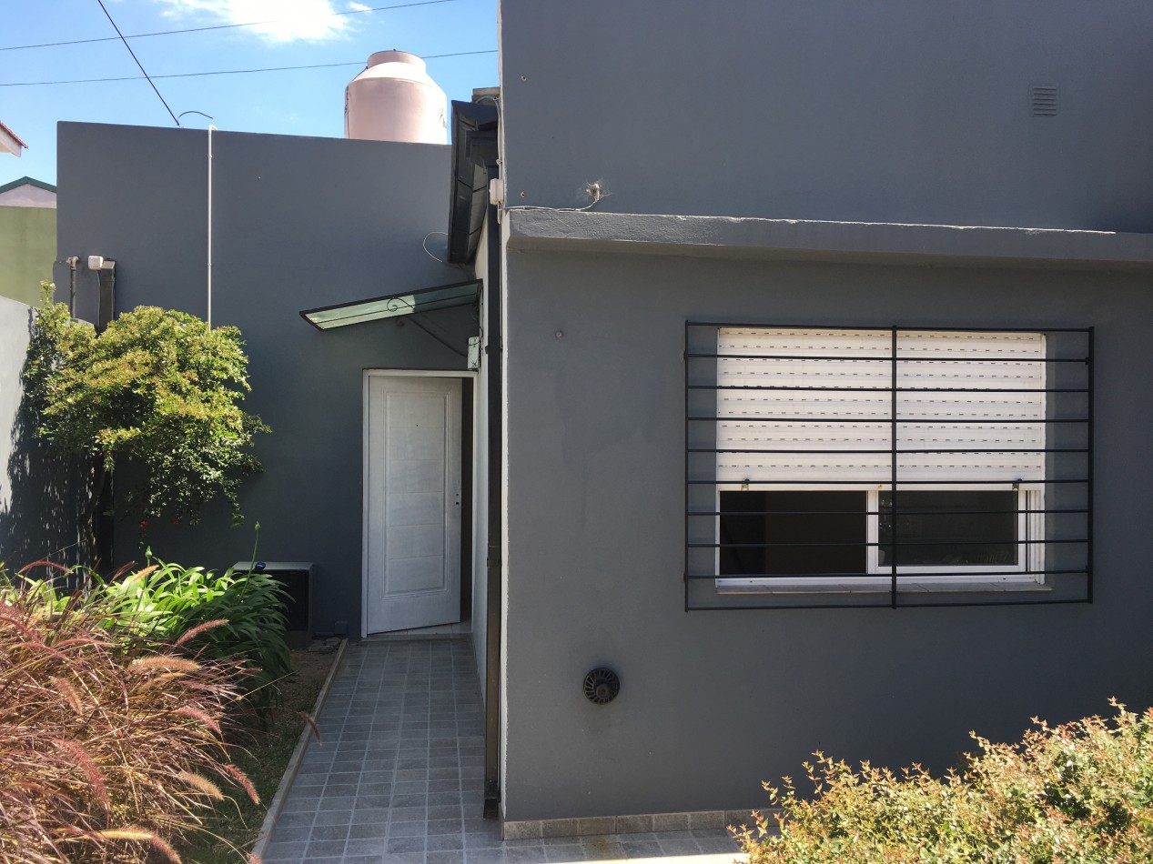 Departamento de 2 Ambientes en veta, Planta Baja con Patio Propio - Quilmes