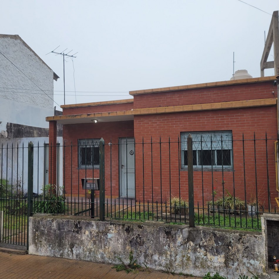Casa en venta - Berazategui