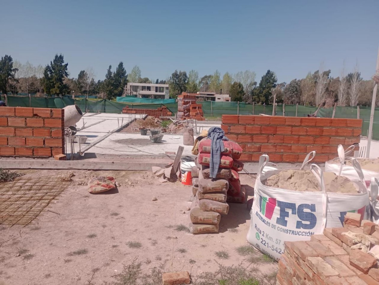 Casa en venta a terminar - Posada de los Lagos - Brandsen