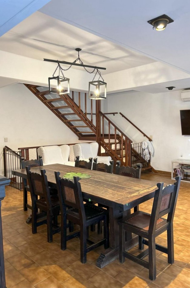 Importante casa en Venta - Florencio Varela
