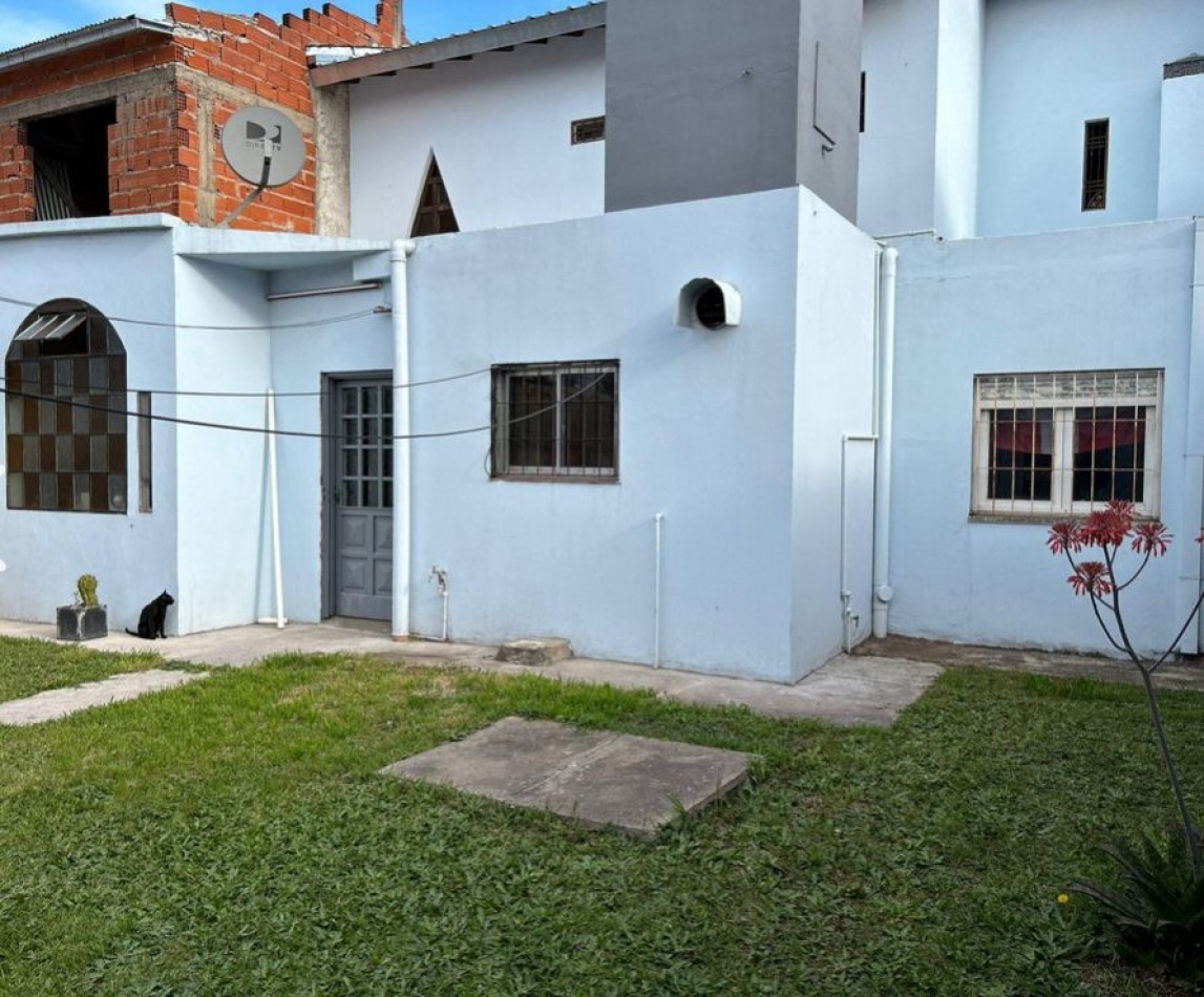 Muy linda casa en venta - Florencio Varela Centro