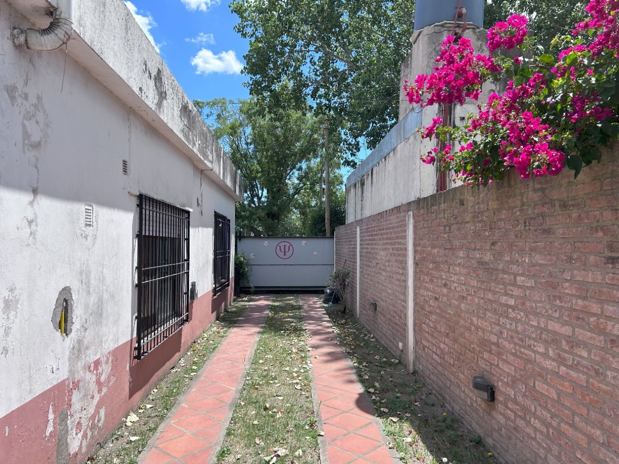 2 Casas en venta - Florencio Varela - Granaderos 200