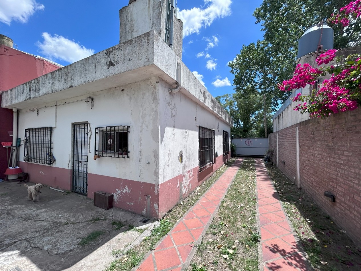 2 Casas en venta - Florencio Varela - Granaderos 200