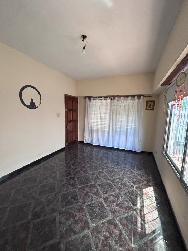 2 Casas en venta - Florencio Varela - Granaderos 200
