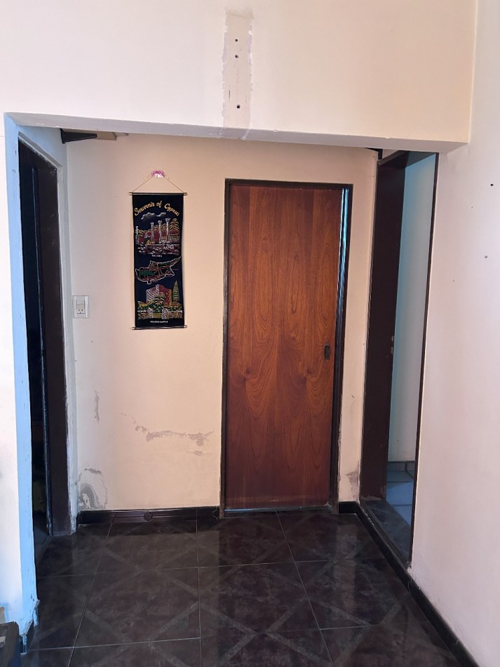 2 Casas en venta - Florencio Varela - Granaderos 200