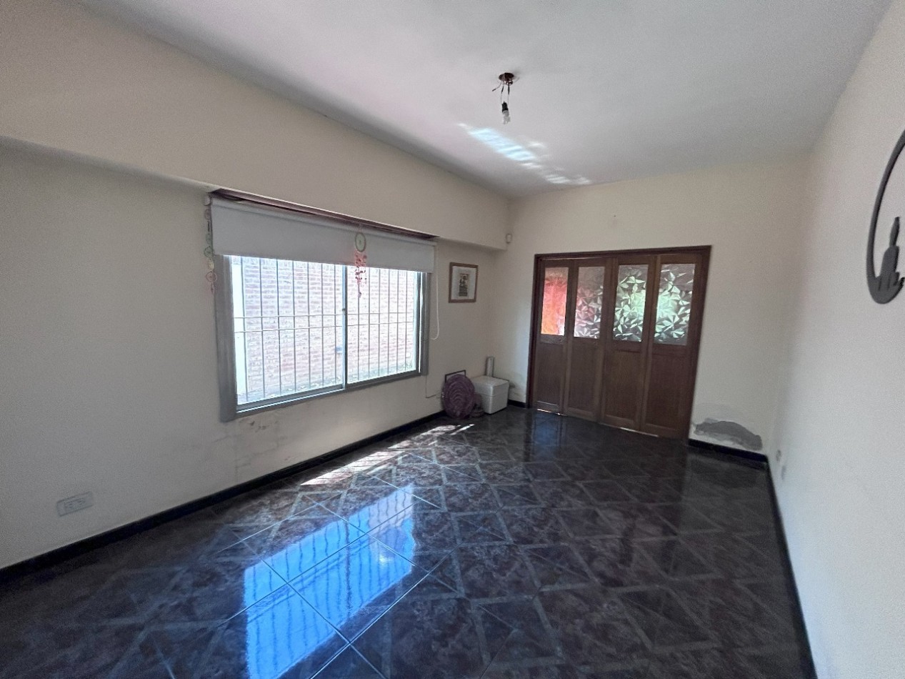 2 Casas en venta - Florencio Varela - Granaderos 200
