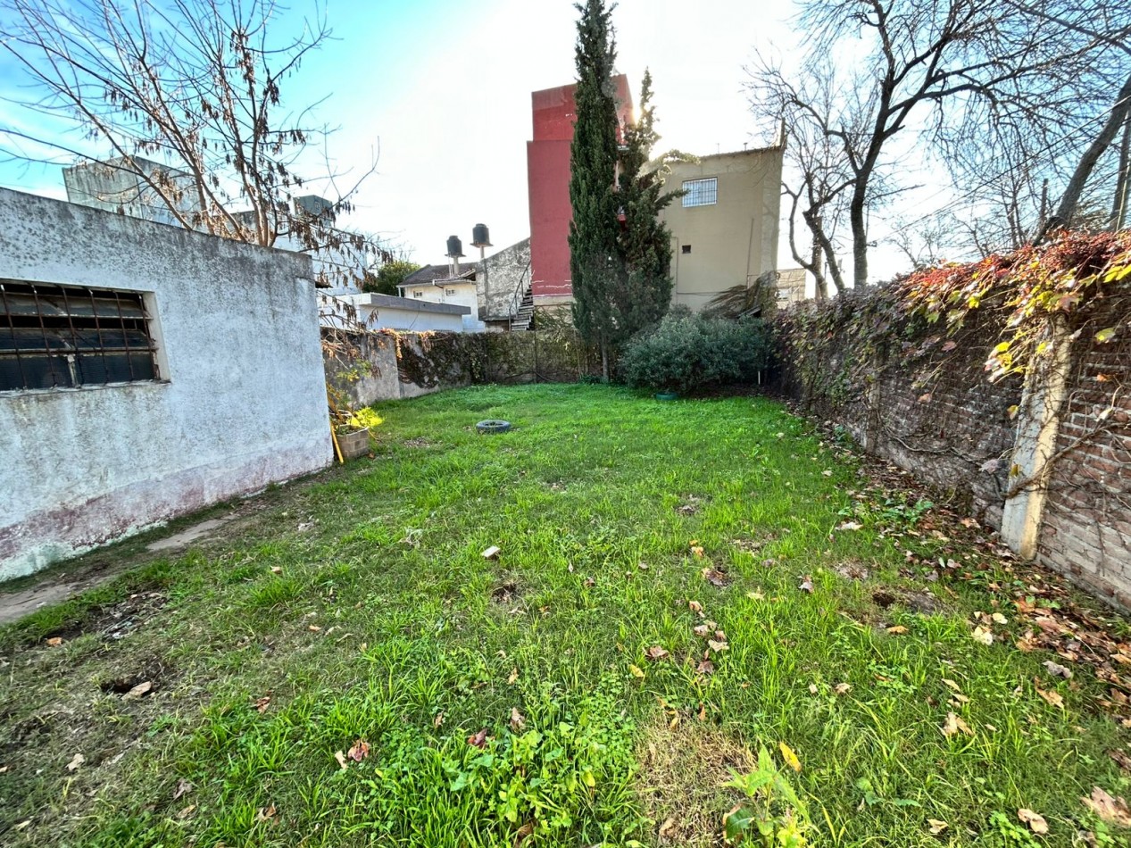 Casa en Venta a reciclar - VillaVateone - Florencio Varela