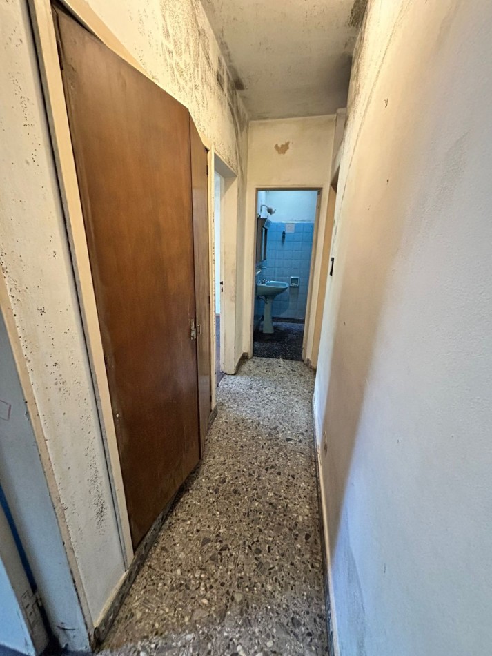 Casa en Venta a reciclar - VillaVateone - Florencio Varela