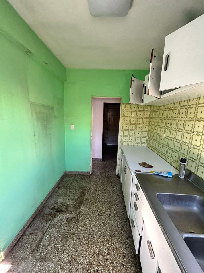 Casa en Venta a reciclar - VillaVateone - Florencio Varela