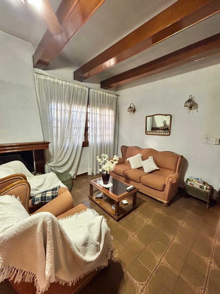 Imponente Casa en Venta - Villa Vetteone - Florenci Varela