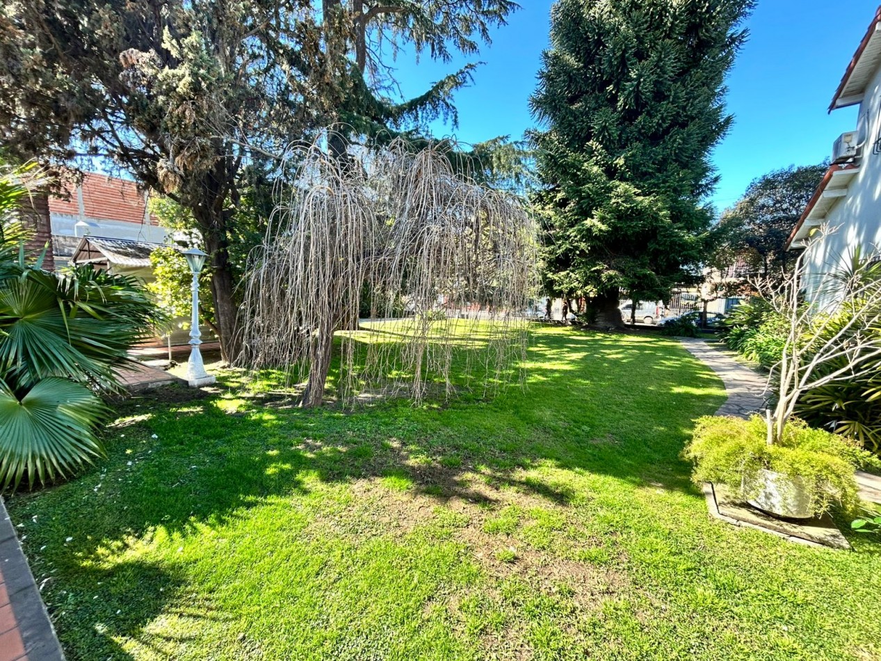 Imponente Casa en Venta - Villa Vetteone - Florenci Varela