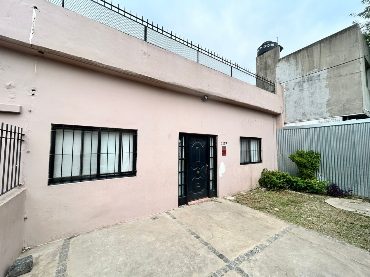 CASA EN VENTA - FLORENCIO VARELA - ZONA SENZABELLO