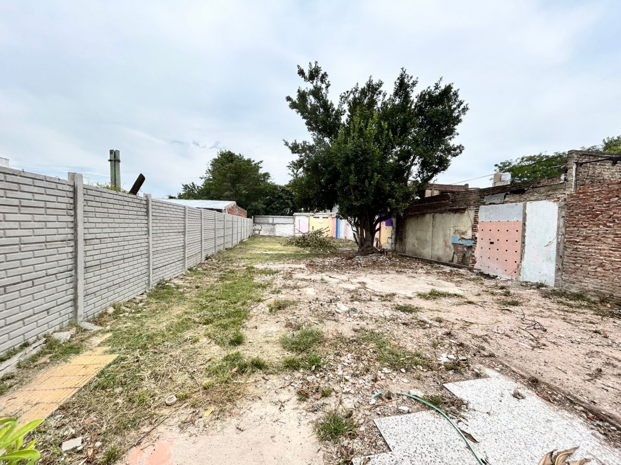 CASA EN VENTA - FLORENCIO VARELA - ZONA SENZABELLO